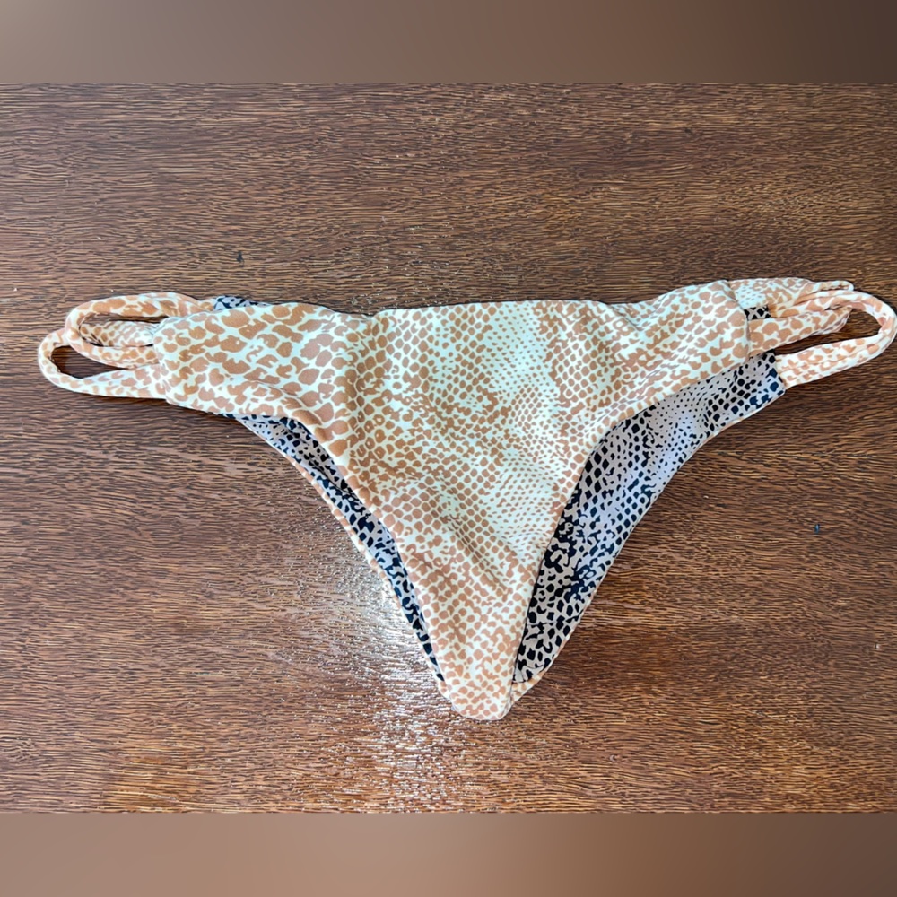 ACACIA swim bottom